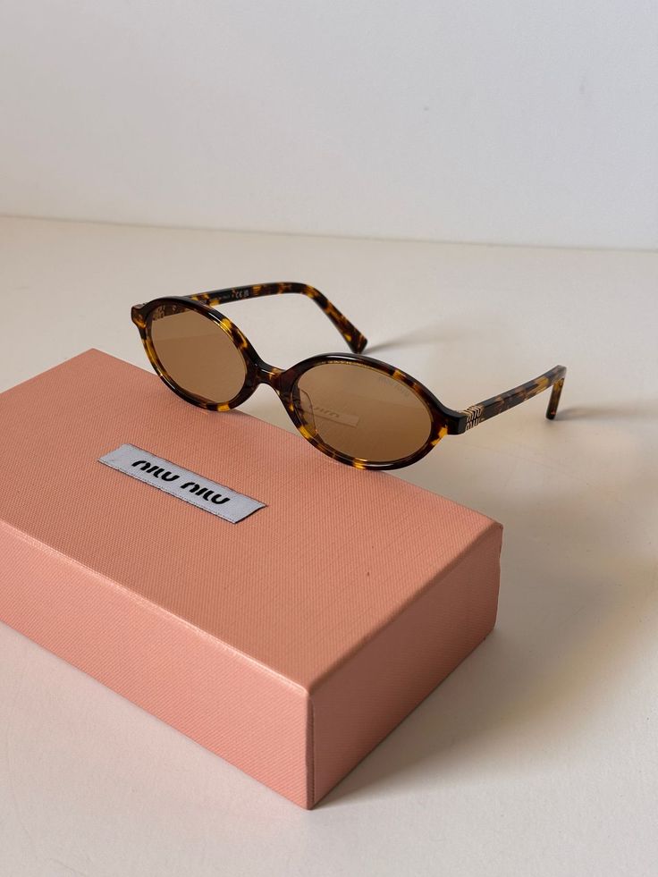 Lunette Miu Miu